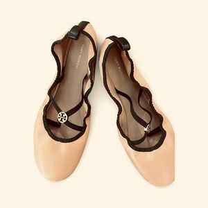 Tory Burch Tan Loafers Elegant Flats